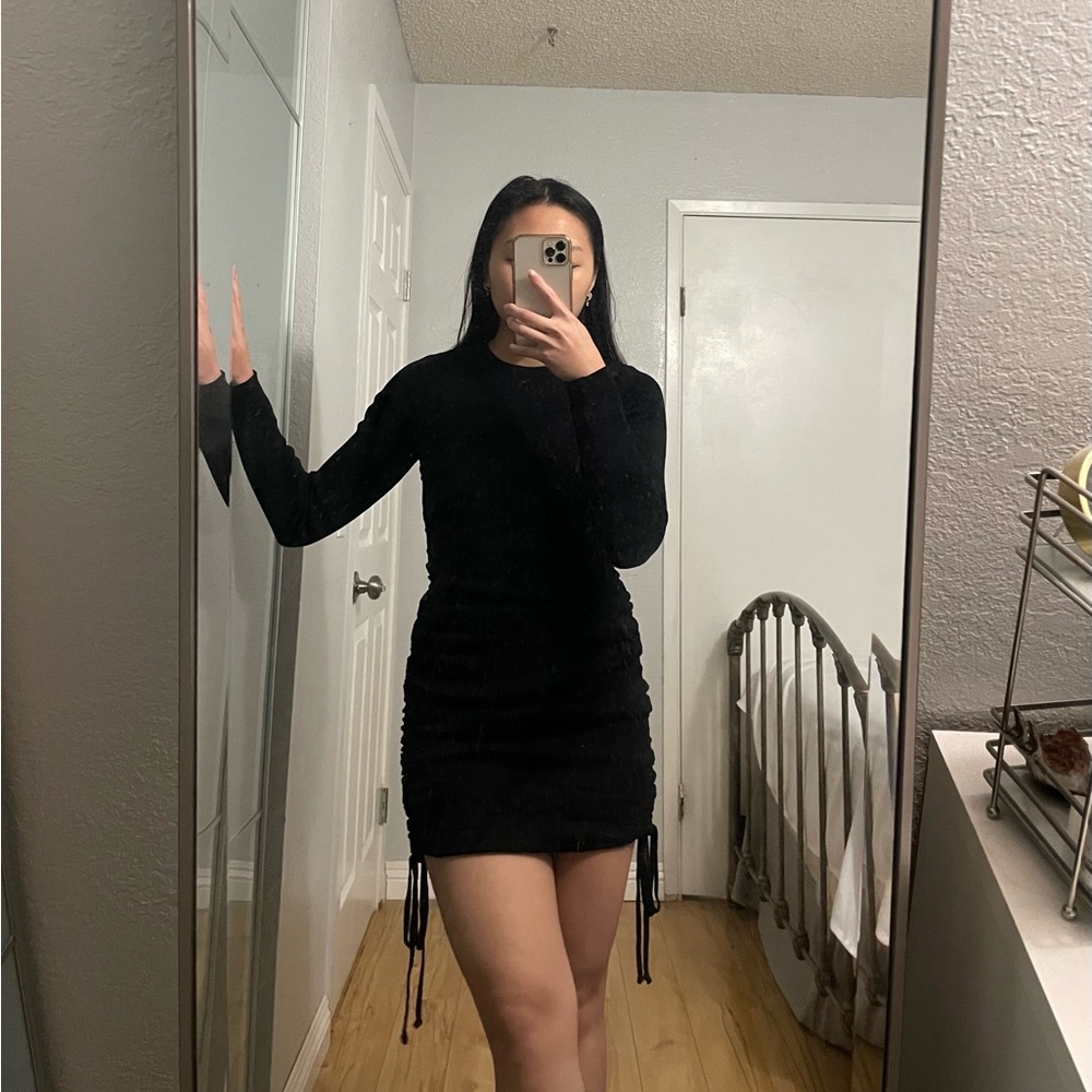 LIONESS BLACK LONG SLEEVED MINI DRESS